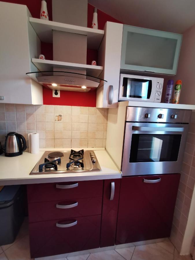Denis Apartment Zdrelac Luaran gambar
